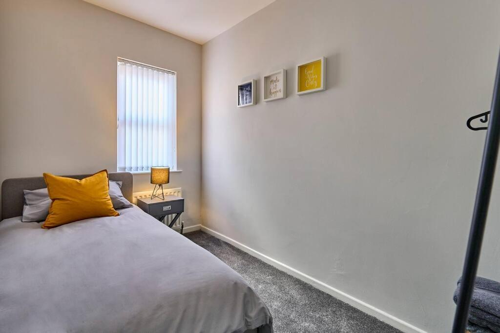 Villa Belfast Luxury Lets - Windsor Townhouse Esterno foto