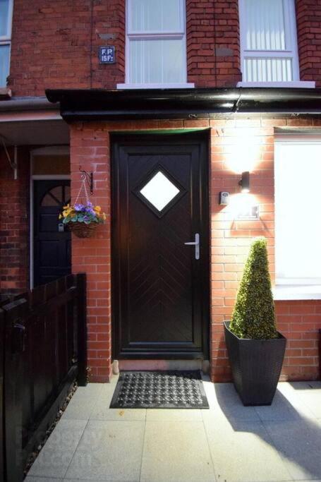 Villa Belfast Luxury Lets - Windsor Townhouse Esterno foto